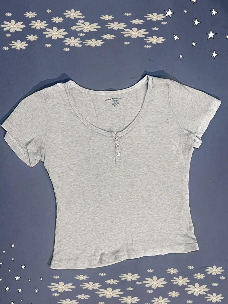 Brandy Melville grey cropped button up